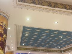 -皇宫大酒店