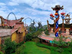 -七彩云南欢乐世界