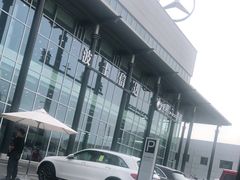 -天津波士信达奔驰4S店(卫津南路店)