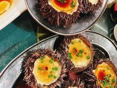 -三亚火车头万人海鲜广场