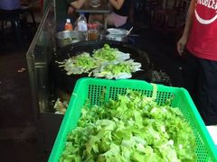 -六合夜市