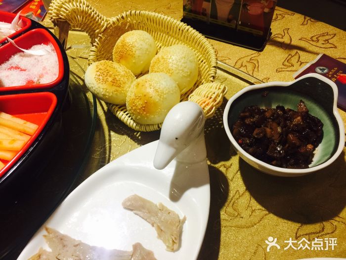 红焱·烤鸭·新京菜(四惠店)图片