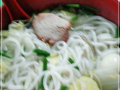 -明记砂煲美食(人民北路四十号大院店)