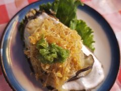 蒜蓉蒸生蚝-李氏疙瘩汤·本地海鲜·老烟台菜(所城里店)