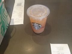 冰摇桃桃乌龙茶-星巴克(泉州晋江万达广场店)