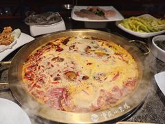 -小天鹅火锅·一线江景洪鼎旗舰店(洪崖洞店)