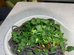 酸辣蕨根粉-一把骨(盐市口店)