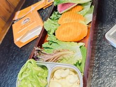 -明洞阿姨·韩式酱蟹烤肉·创意料理(望京1988创始店)