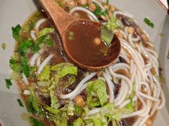 -百春原湖南牛肉粉(百联世纪店)