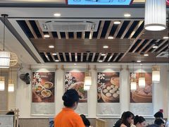 -佬钱湾仔(衣裳街店)