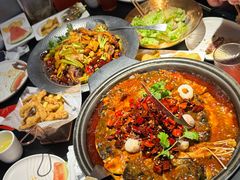 -辣尚瘾·烤鱼·新川菜(牡丹园直营店)