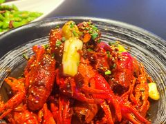 -肥肥虾庄·金牌油焖大虾(杨园滨江时代walk店)