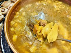 -阿山卓·野生菌火锅·纳西火塘烤肉