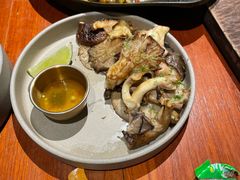 -SHAN山(前滩太古里店)