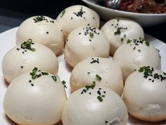 招牌生煎包-湯記傳菜