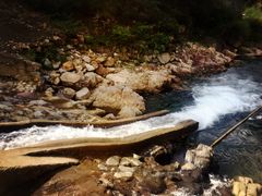 -安吉龙王山峡谷漂流