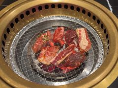 -山川小町·极番烧肉(新地假日广场店)