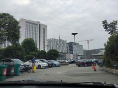 -上南路停车场