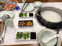 三黄鸡-盈田盈粥庄(博山东路店)