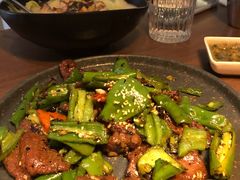 -来龙里 精致 东南亚餐室(万象城店)