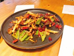 -十三式重庆江湖菜(金茂览秀城店)