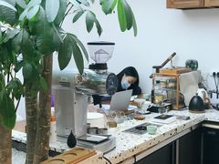 -Line 咖啡(石厦花园店)