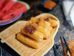 -老牌坊云南鱼豆花火锅(哈西万达店)