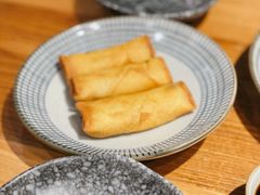 雪菜黄鱼春卷-南小蟹手工點心(三里屯店)