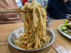 麻酱凉皮-清真老铁家灌汤包
