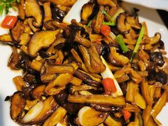 -鸿星花园酒家(银亿家园店)