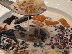 -RUXU入续糖水铺与包(卓悦中心店)