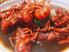 -茸梅路右拐龙虾-农家菜(松江店)