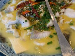 川香酸菜鱼-川香楼酒家