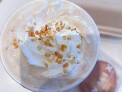 -星巴克臻选(上海今潮8弄店)