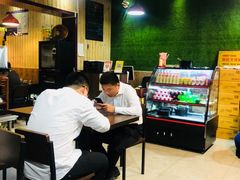 -内蒙焖面大盆骨餐馆(山大路店)