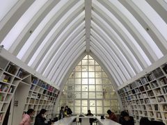 -钟书阁(松江泰晤士小镇店)