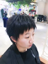 点击看大图 -虫二·专注健康烫染沙龙