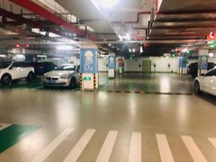 -大融城-停车场