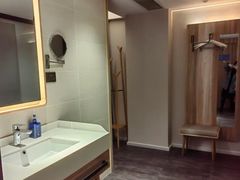 -汉庭优佳(成都一品天下蜀汉路东地铁站店)