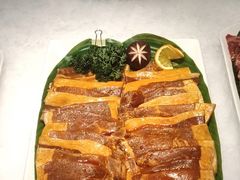 -绿岛港轩海鲜烤肉涮锅自助餐厅