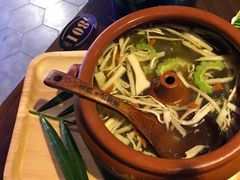 -雀舞云南菜(天津天河城购物中心店)