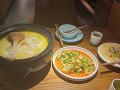 -九锅一堂酸菜鱼(新南凯德直营店)
