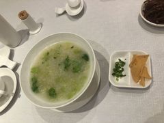 鱼腩粥-弘雅饭店