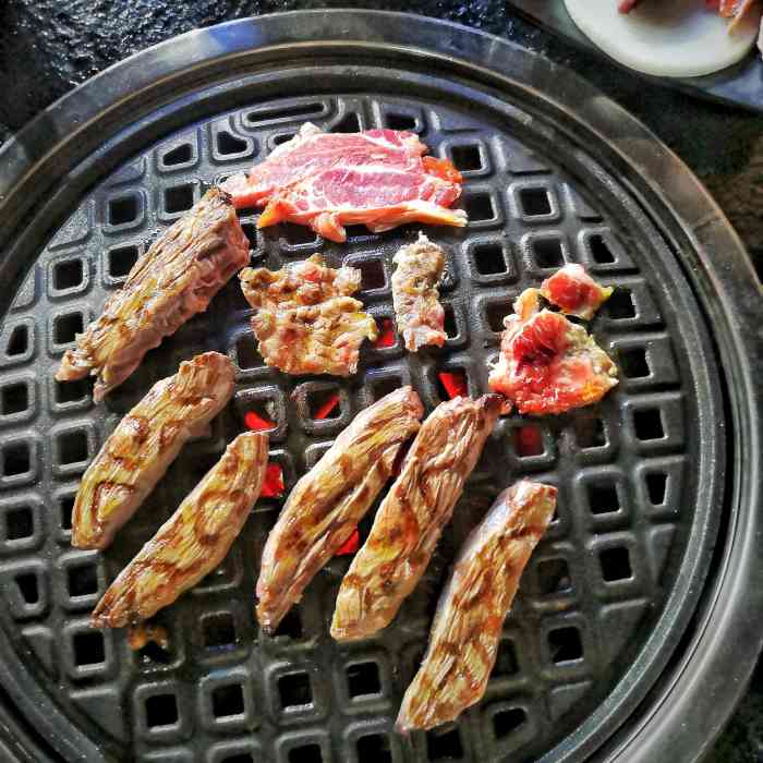 盘锦小马扎地摊烤肉图片