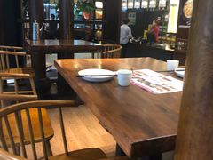 大堂-阿瓦山寨·湘菜现炒·剁椒鱼头王(咸阳总店)