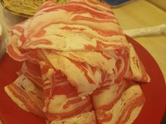 -洞庭洲·防空洞火锅·烧烤·铜锅涮肉(新百广场店)