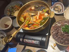-毛肚向右·川渝毛肚王(经开永旺店)