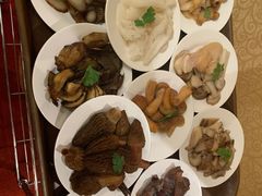 -天宜隆蘑菇宴火锅(石景山旗舰店)