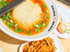 清炒肉丝面-朱新年·苏式汤团·面点(北寺塔店)