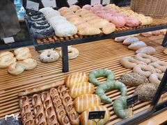 -焙丽拾光(麦凯乐直营店)